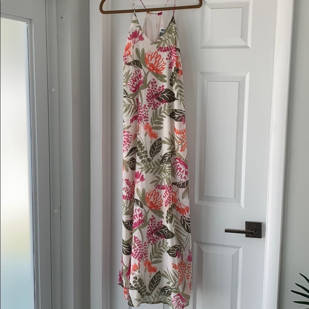 Old navy floral chiffon maxi dress